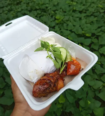 Nasi Ayam Bakar Kecil (Styrofoam)
